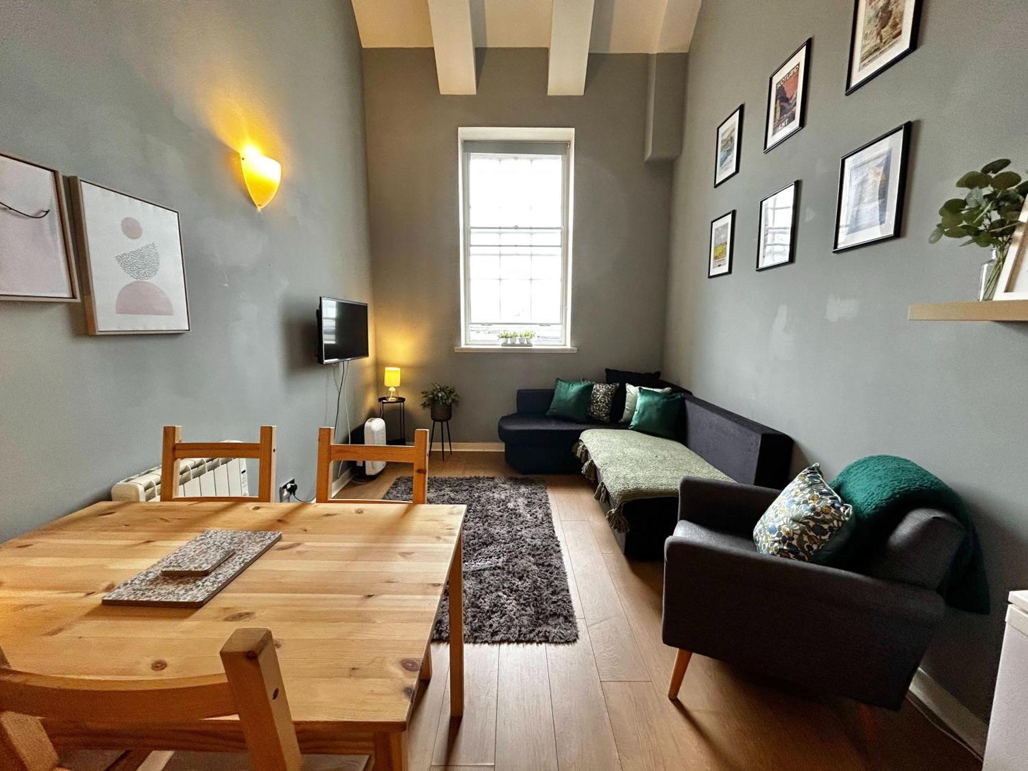 The Drummond Duplex Apartment Edinburgh